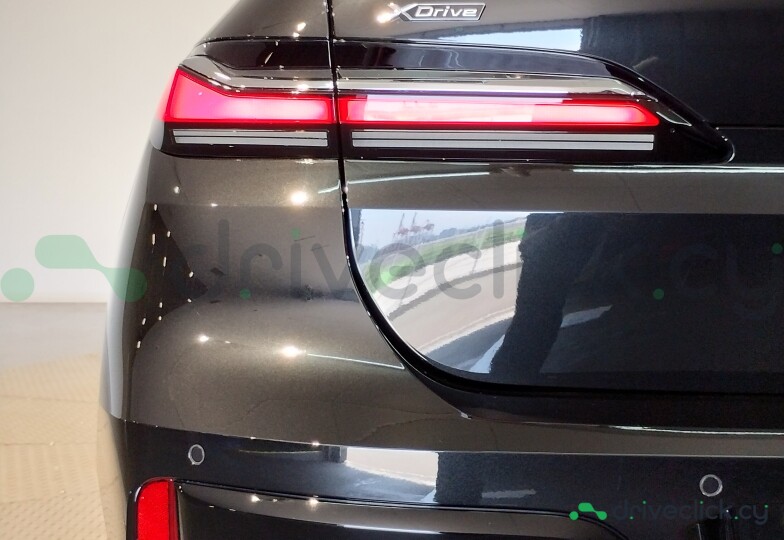 BMW 7 series Black