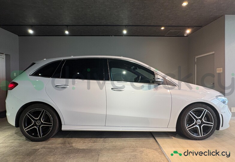 Mercedes B-class White