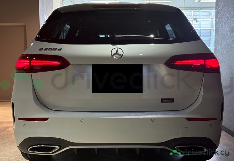 Mercedes B-class White
