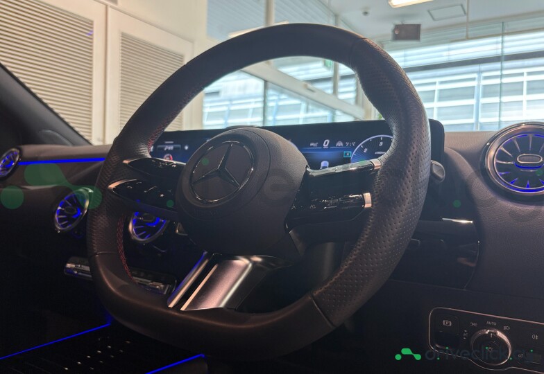 Mercedes B-class White