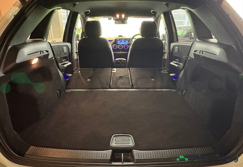 Mercedes B-class White