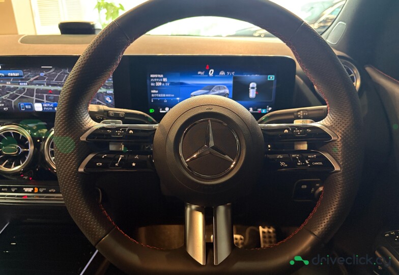 Mercedes B-class Red