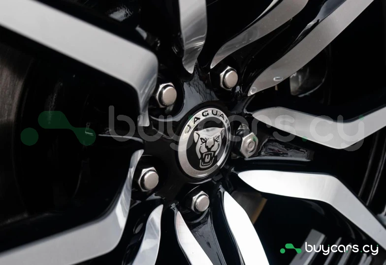 Jaguar F-Type Black