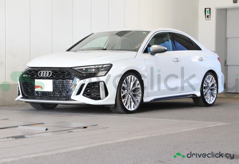 Audi RS3 Белый