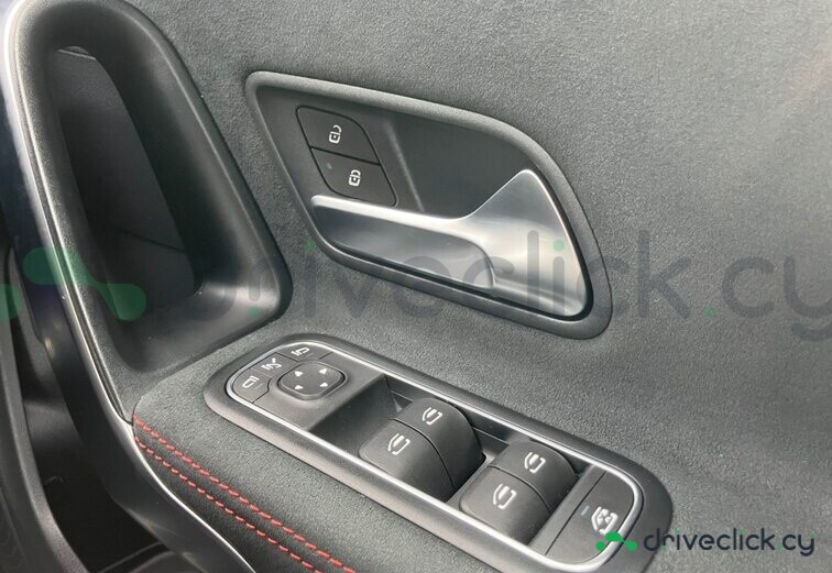 Mercedes CLA-class White