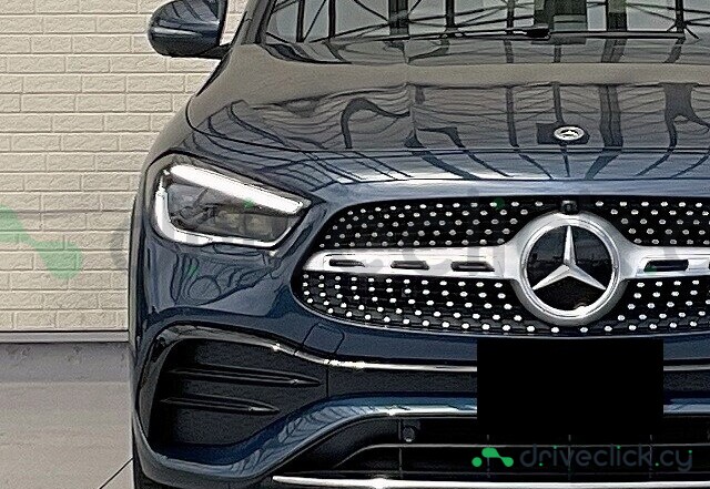 Mercedes GLA-class Blue