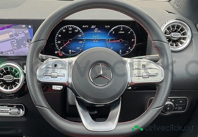Mercedes GLA-class Blue