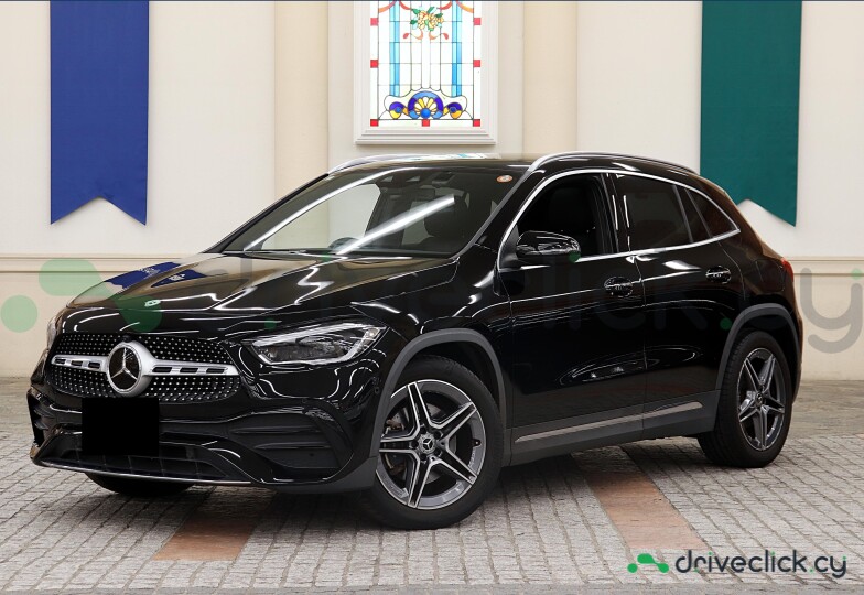 Mercedes GLA-class Black