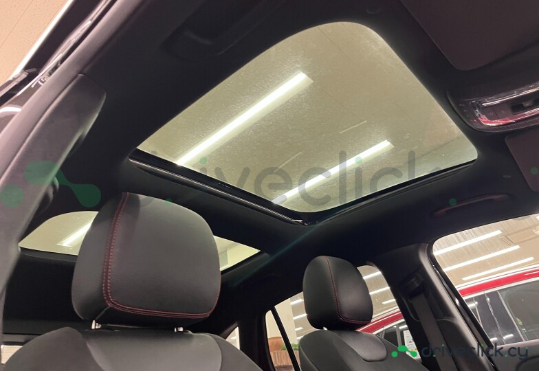 Mercedes GLA-class Black