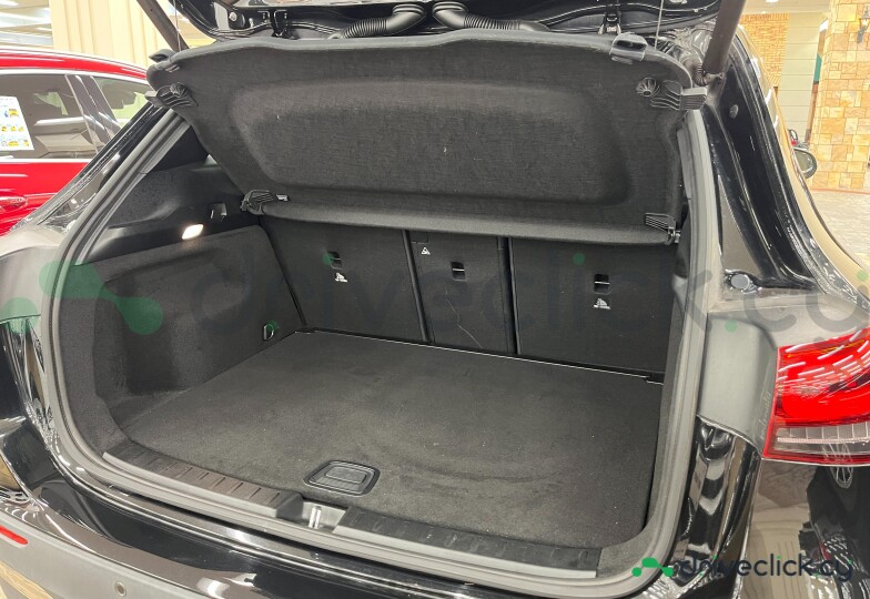 Mercedes GLA-class Black