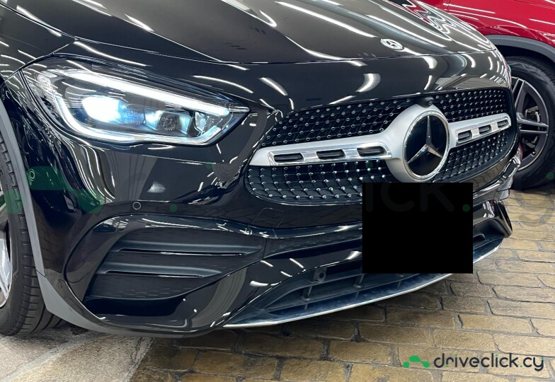 Mercedes GLA-class Black
