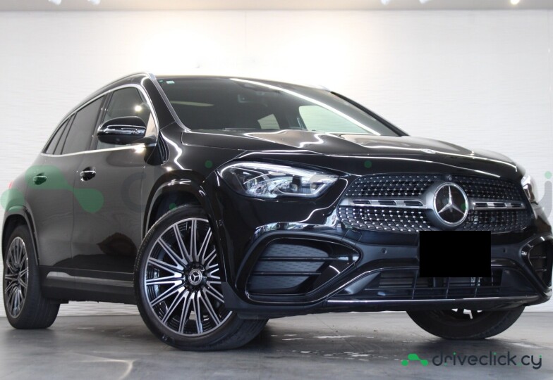 Mercedes GLA-class Black