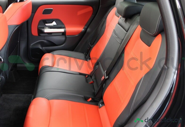 Mercedes GLA-class Black