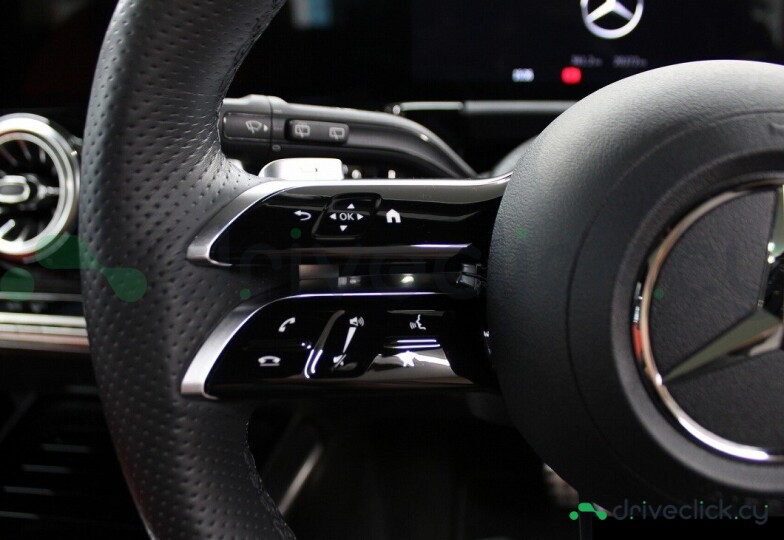 Mercedes GLA-class Black