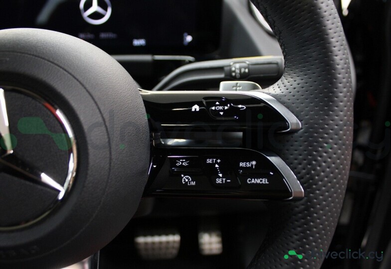 Mercedes GLA-class Black