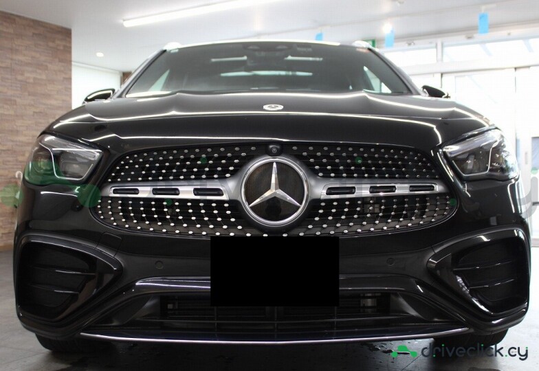 Mercedes GLA-class Black