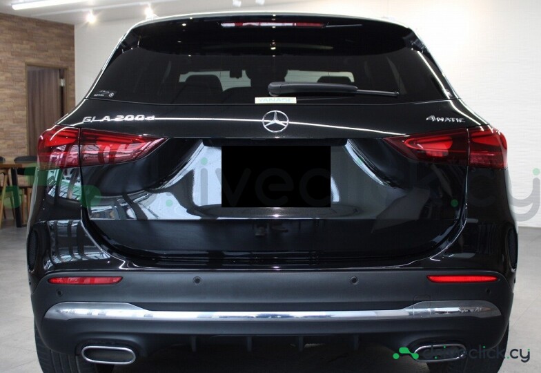 Mercedes GLA-class Black