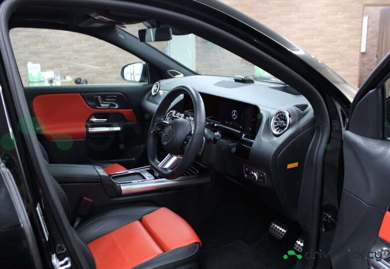 Mercedes GLA-class Black