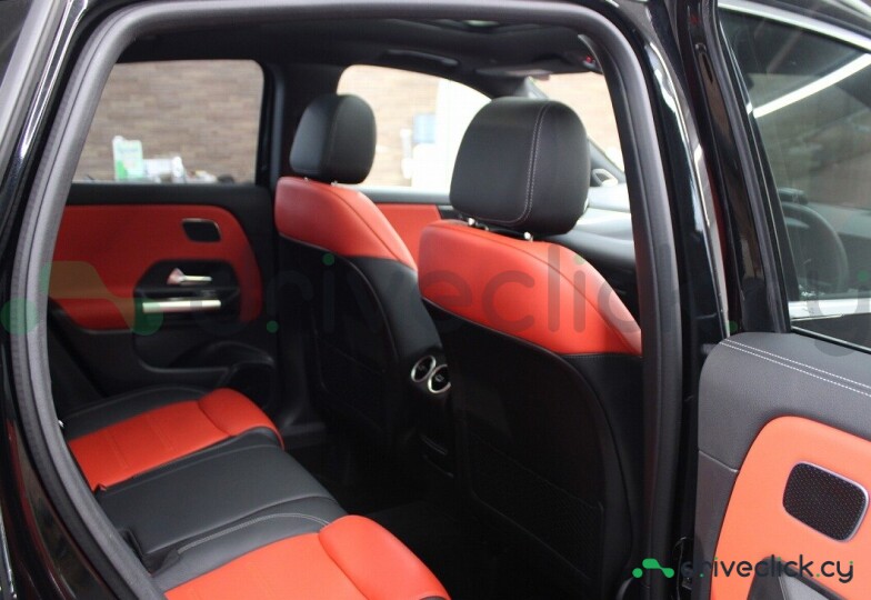 Mercedes GLA-class Black