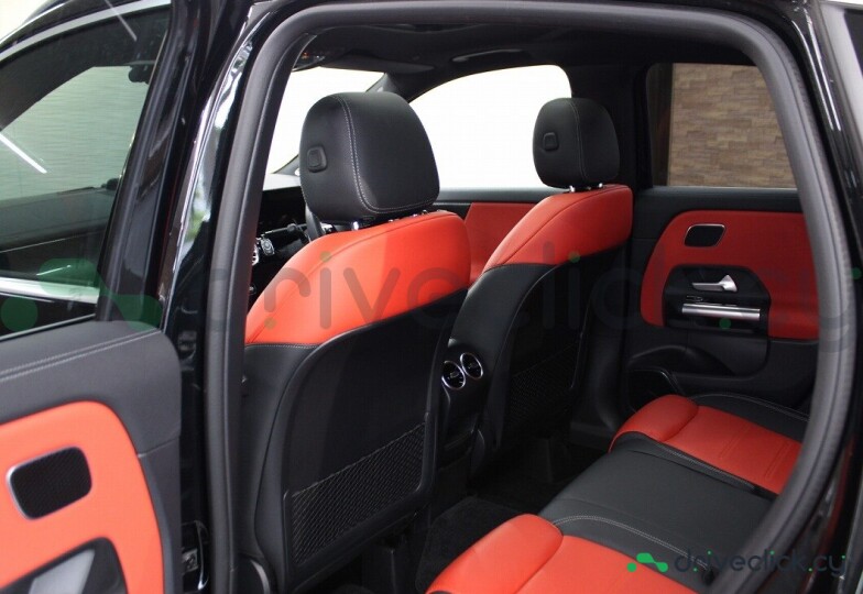 Mercedes GLA-class Black