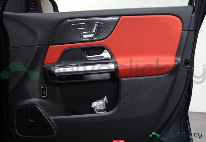 Mercedes GLA-class Black