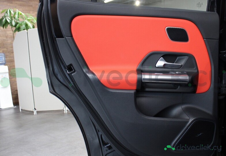 Mercedes GLA-class Black