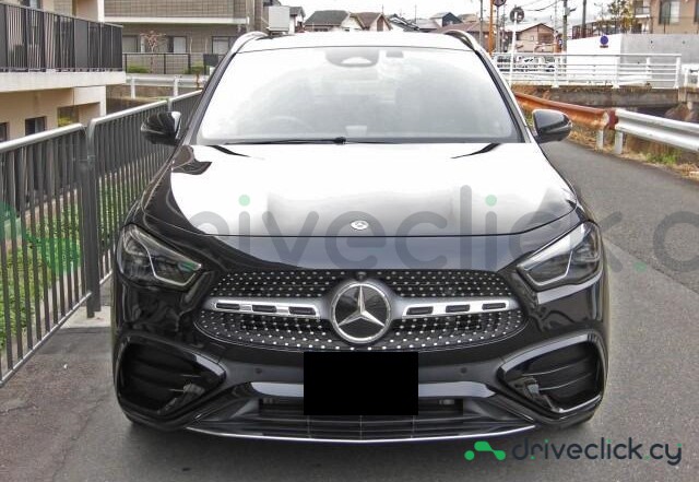 Mercedes GLA-class Black