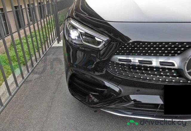 Mercedes GLA-class Black