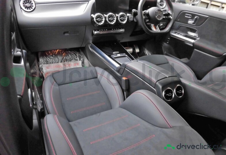 Mercedes GLA-class Black