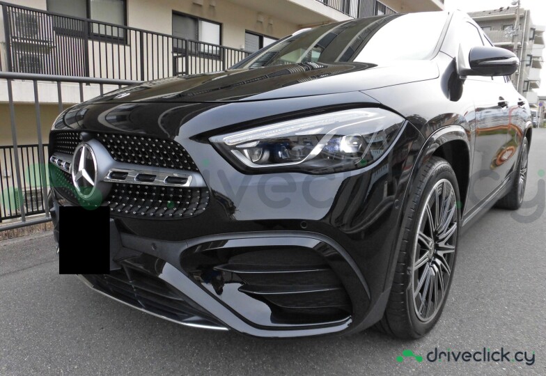 Mercedes GLA-class Black