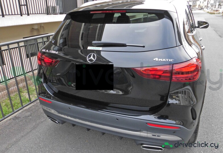 Mercedes GLA-class Black