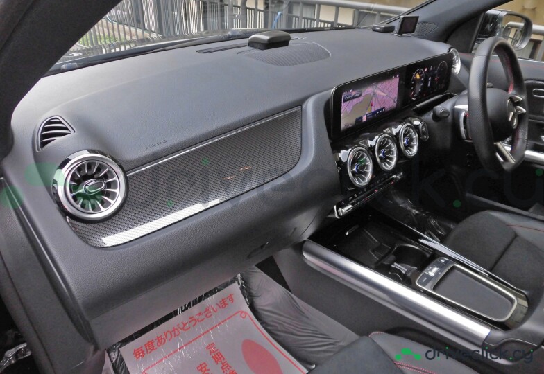 Mercedes GLA-class Black