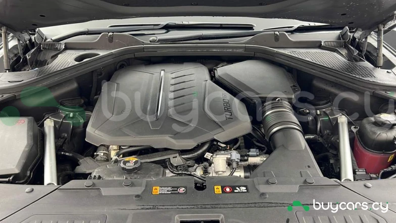 Genesis GV80 Серый