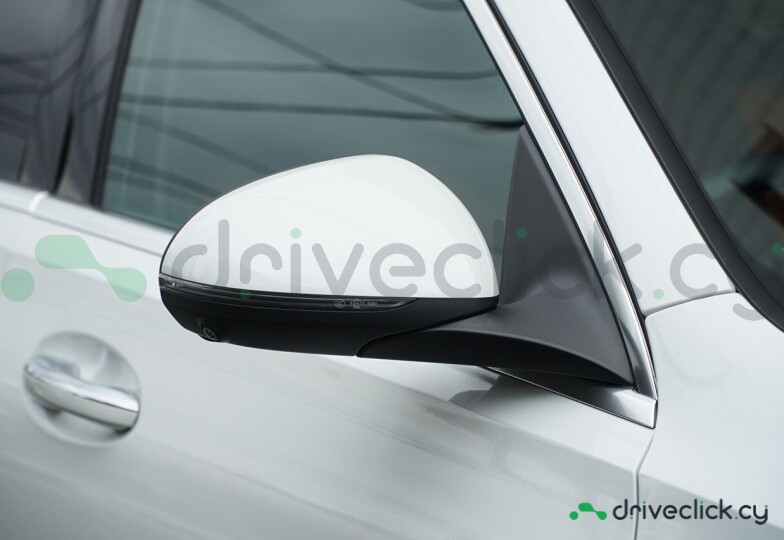 Mercedes C-class White