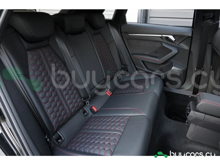 Audi RS3 Sportback Черный