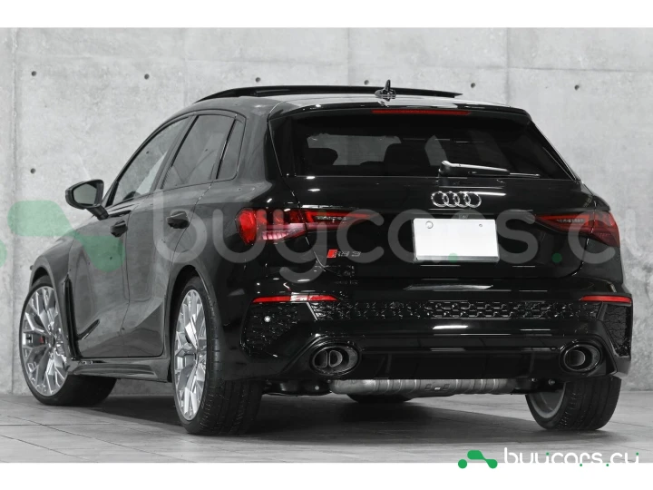 Audi RS3 Sportback Черный