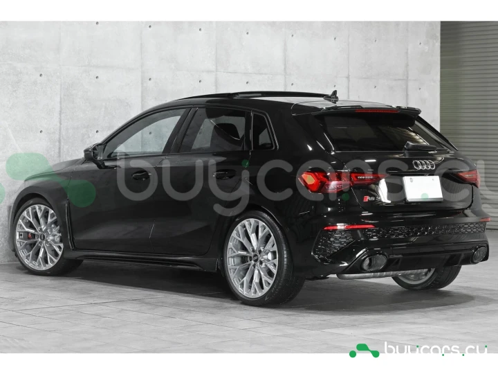 Audi RS3 Sportback Черный