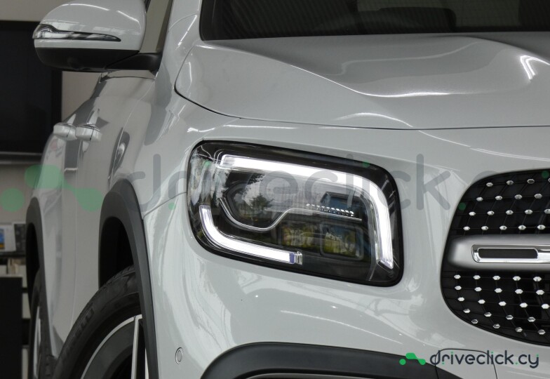 Mercedes GLB-class White