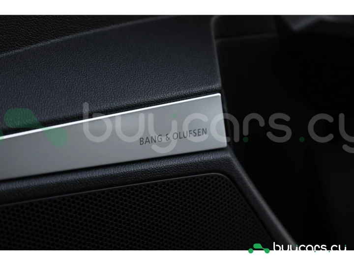 Audi RS3 Sportback Черный