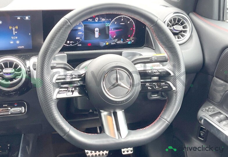 Mercedes GLB-class White