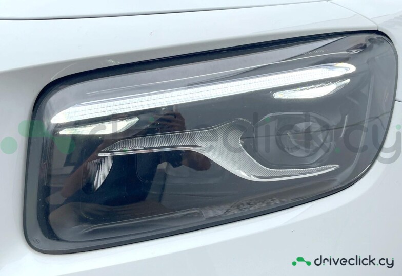 Mercedes GLB-class White