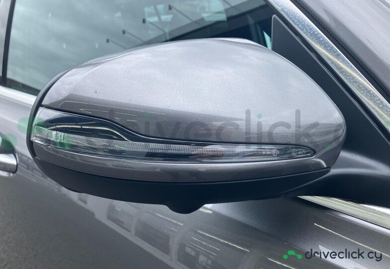 Mercedes GLB-class Grey