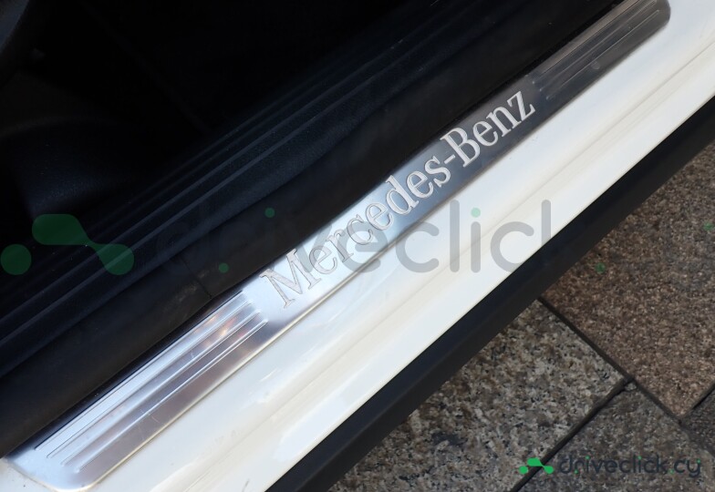 Mercedes GLA-class White