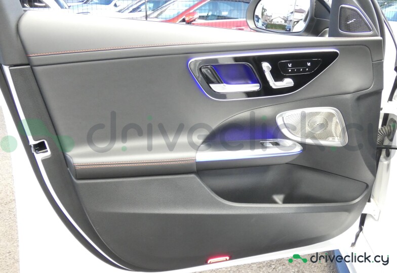 Mercedes C-class White