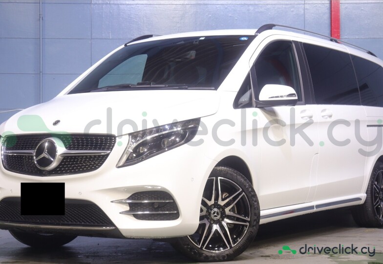 Mercedes V-class White