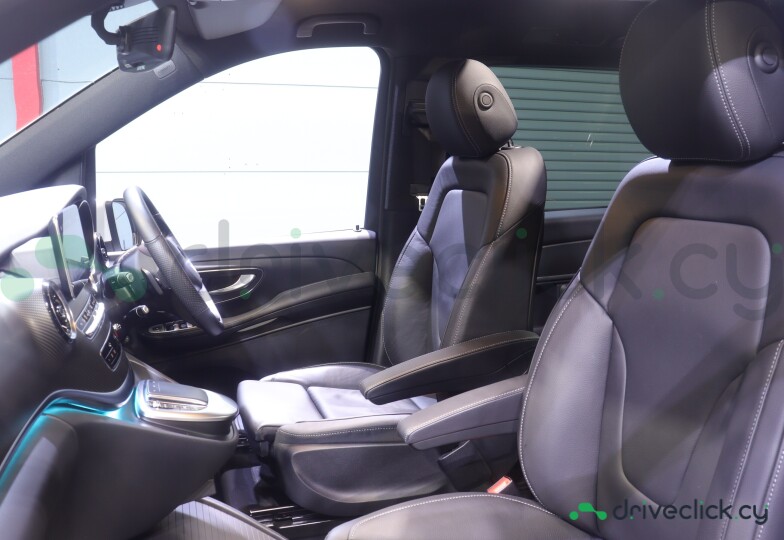 Mercedes V-class White