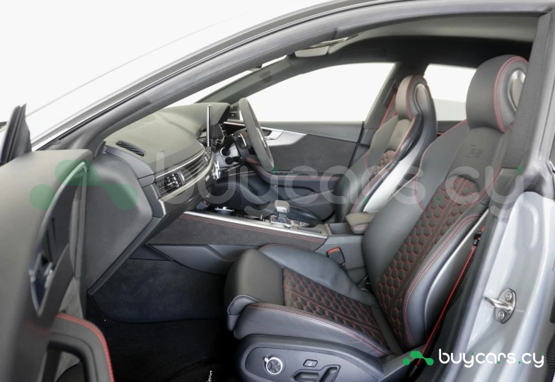 Audi RS5 Sportback Серый