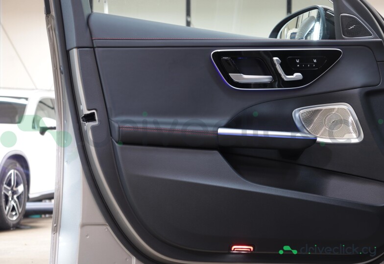 Mercedes C-class Grey