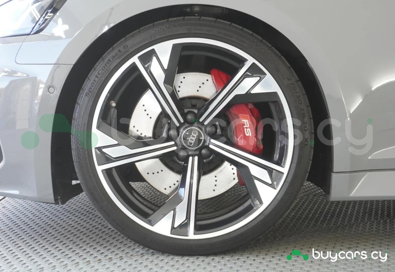 Audi RS5 Sportback Серый