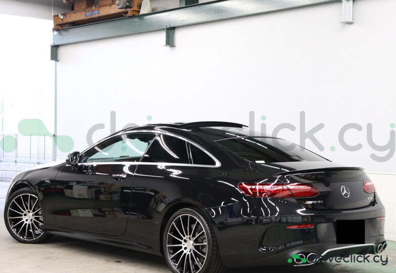 Mercedes E-class Black